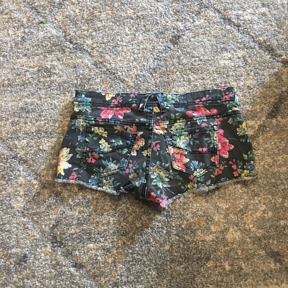 Bongo Shorts - image 2